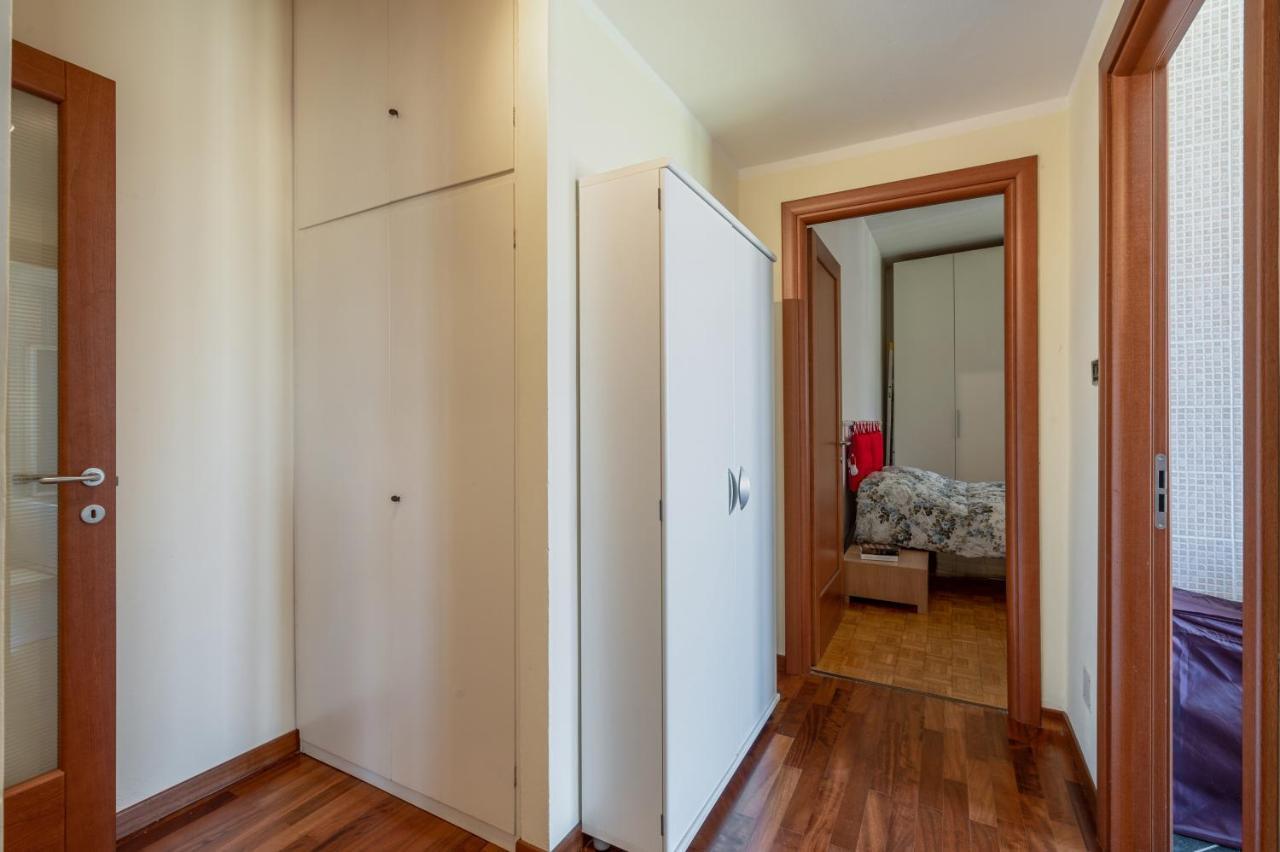 Oltretorrente Ampio Appartamento Con Balconi Parma Exterior photo